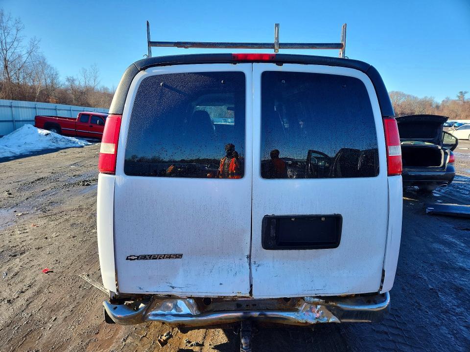 2008 Chev Rolet Express 2500 Delivery van
