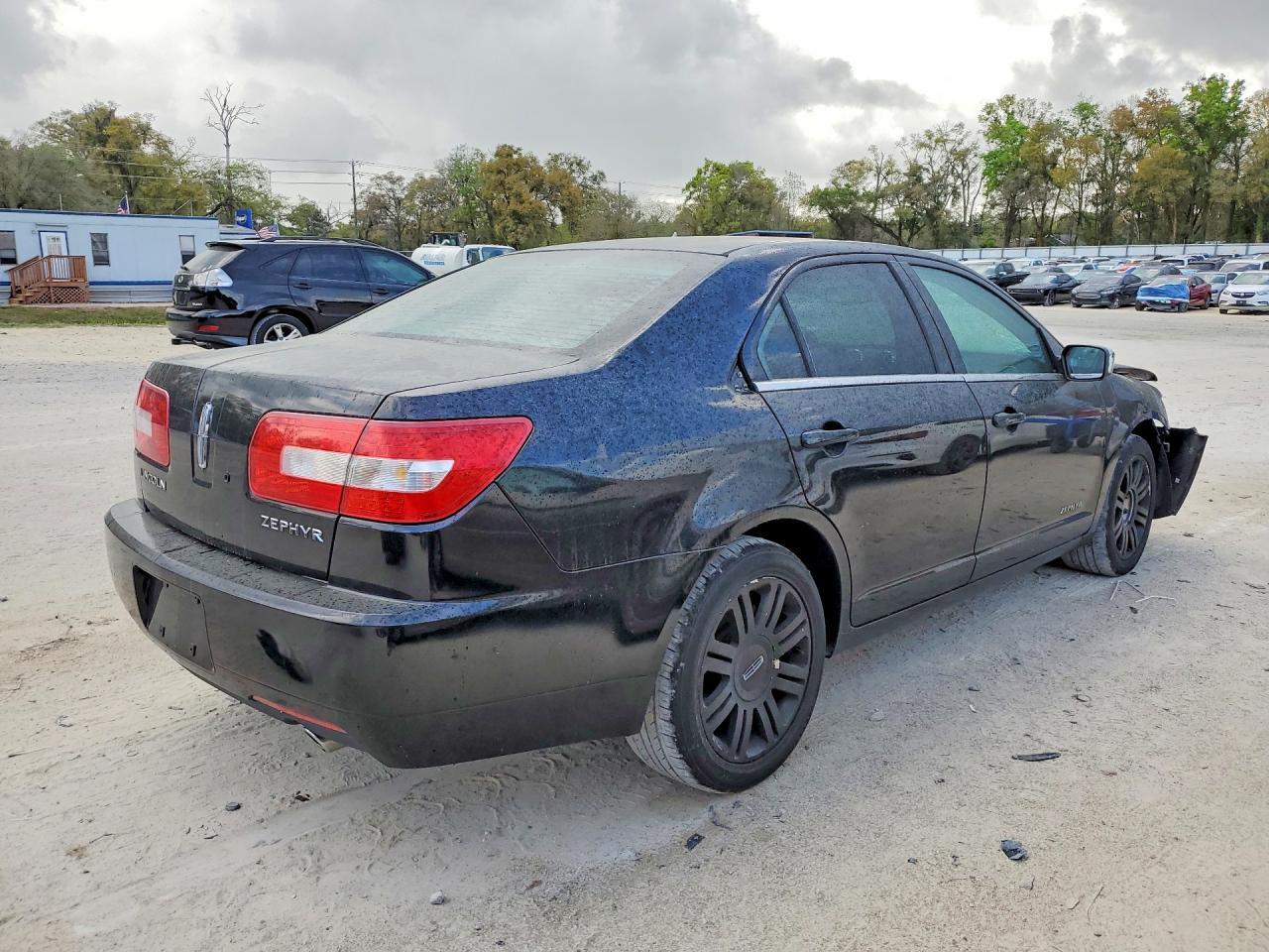 2006 Lincoln Townhouse Zephyr