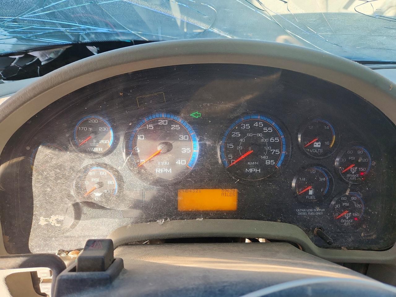 2017 International 4400 Flatbed Truck