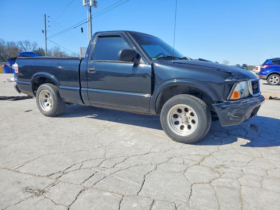 2003 GMC Sonoma