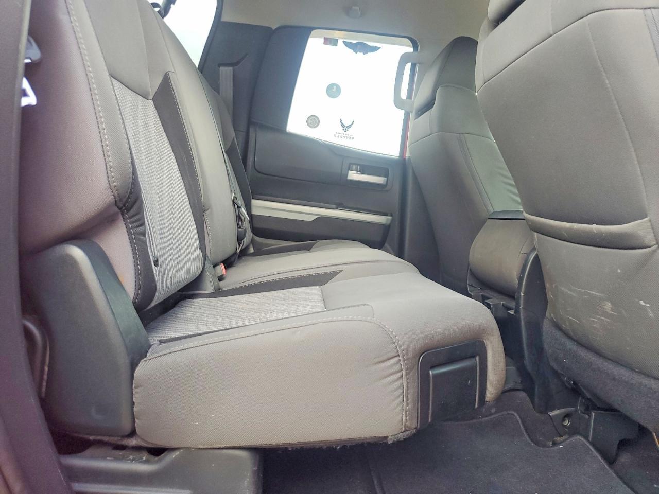 2014 Toyota Tundra SR5