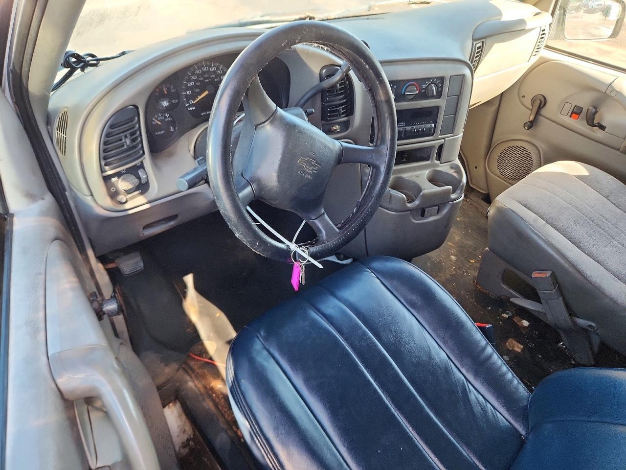 2002 Chevrolet Astro