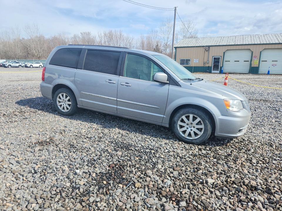 2015 Chrysler Town & Country Touring