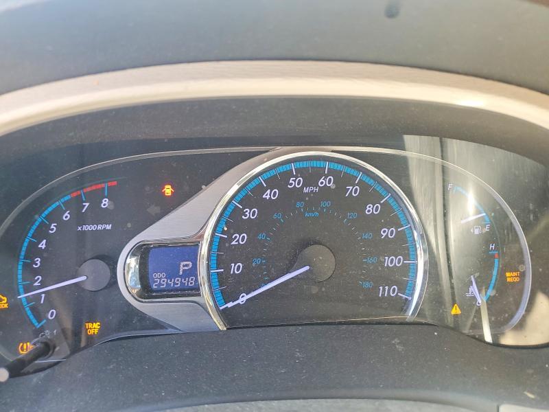 2012 Toyota Sienna xle 8-passenger