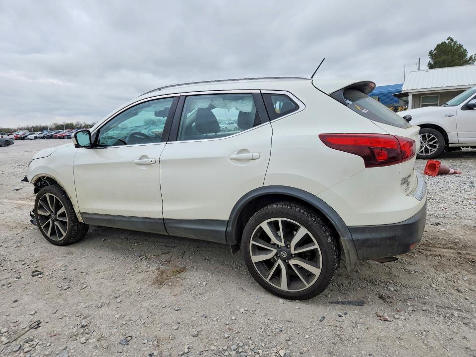 2017 Nissan Rogue Sport sl