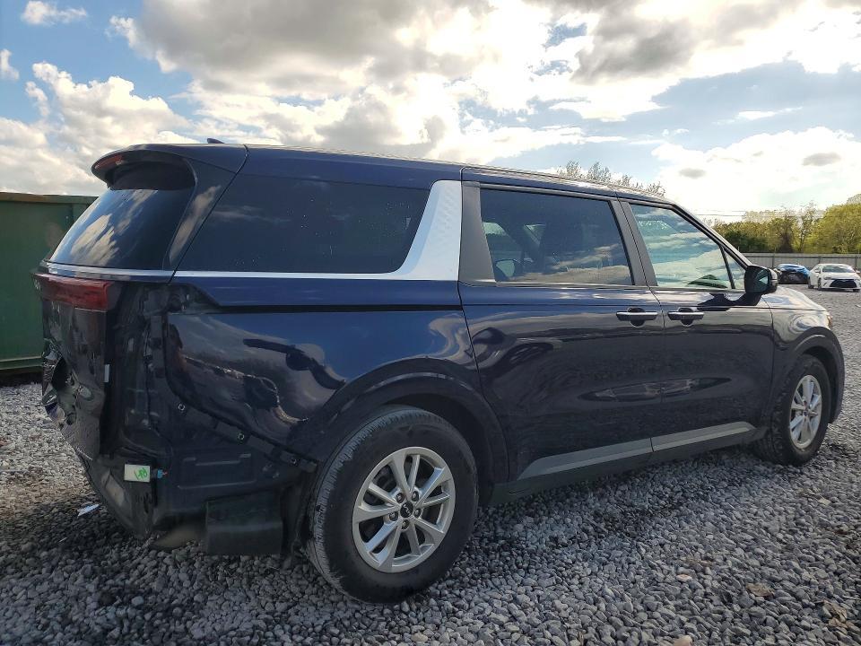 2022 KIA Carnival lx