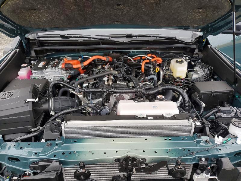 2026 Toyota 4runner Trailhunter hv