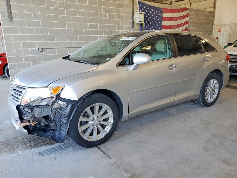 2011 Toyota Venza awd 4cyl