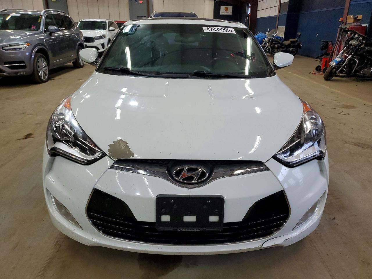 2016 Hyundai Veloster Base