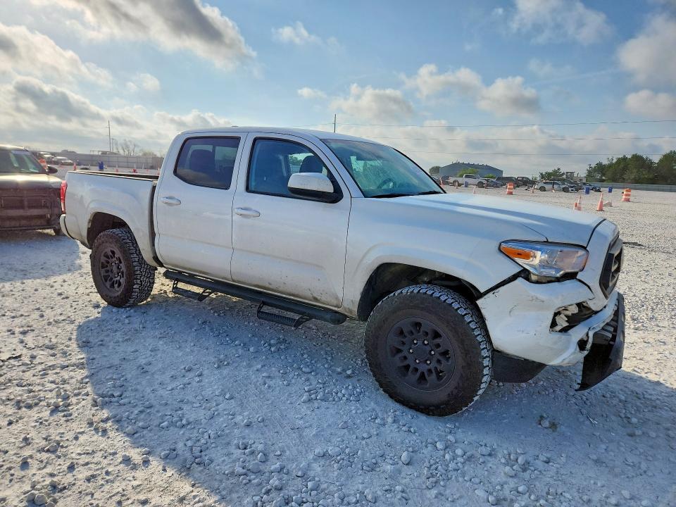 2022 Toyota Tacoma SR V6
