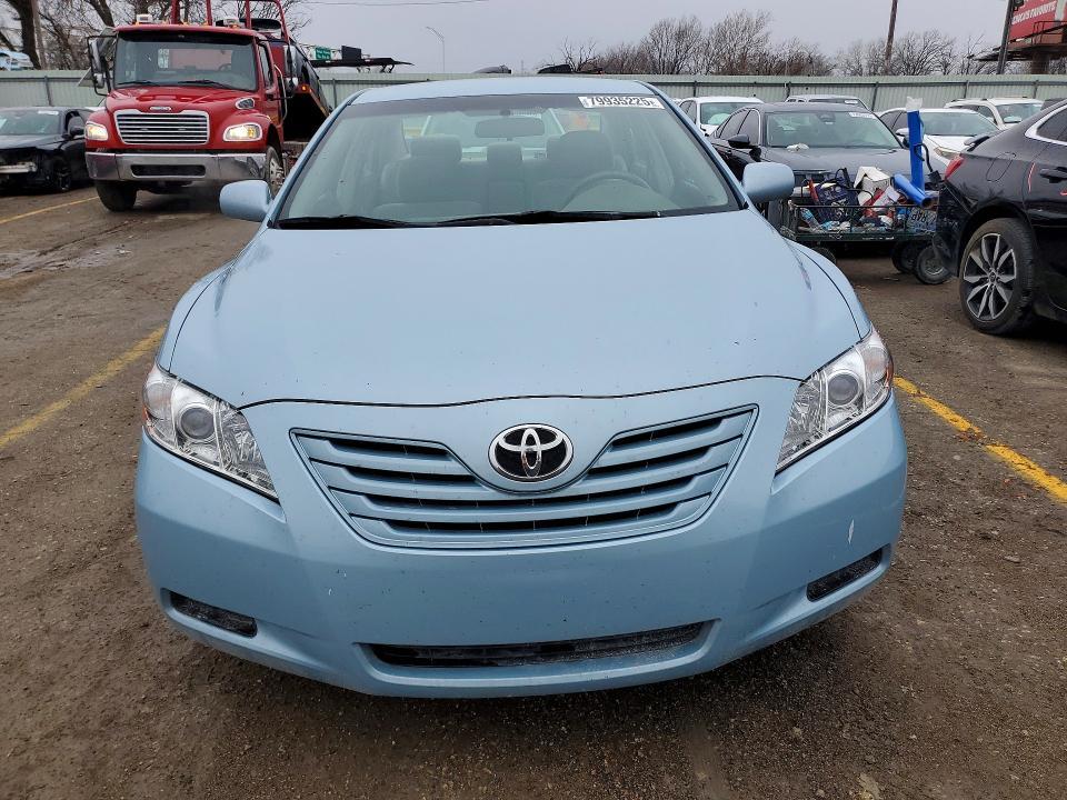 2009 Toyota Camry le