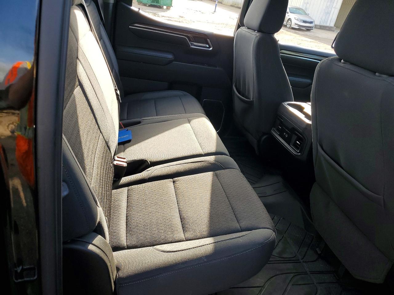 2022 Chevrolet Silverado K1500 RST