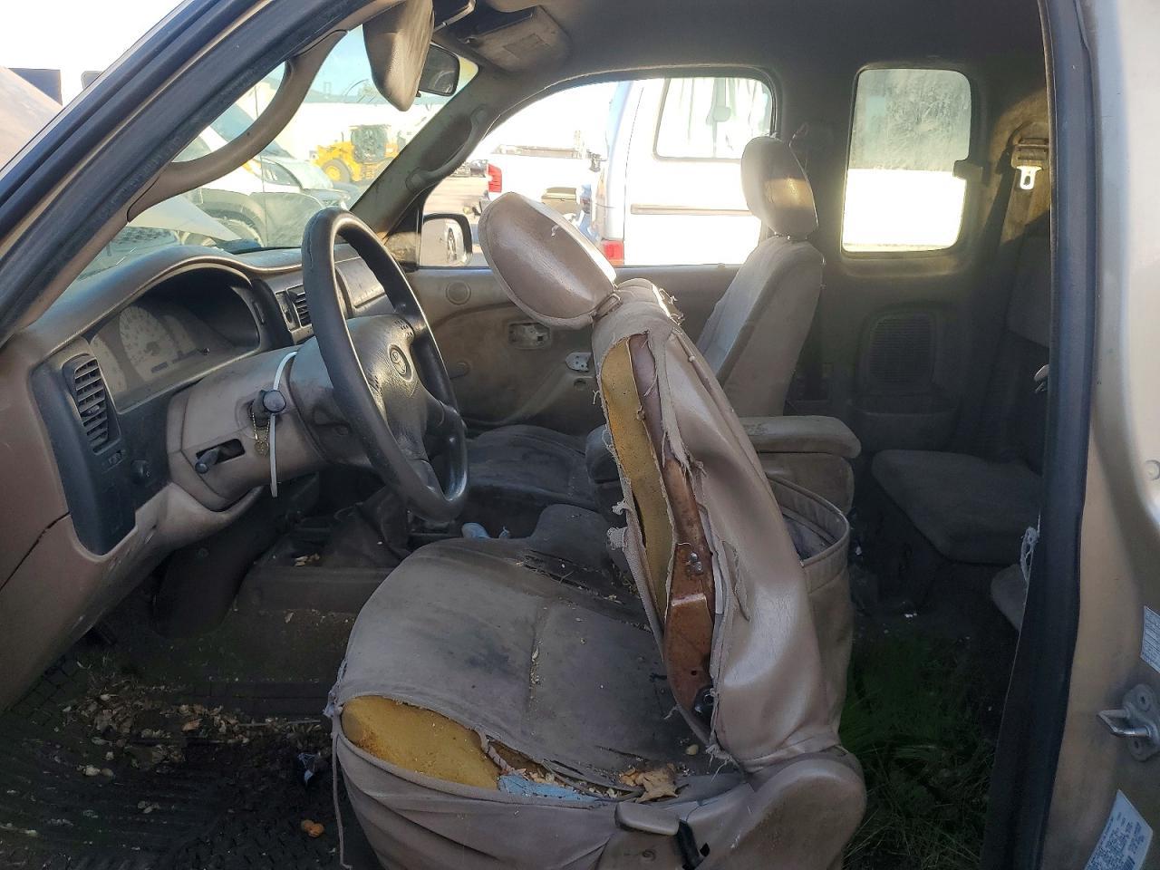 2004 Toyota Tacoma Base