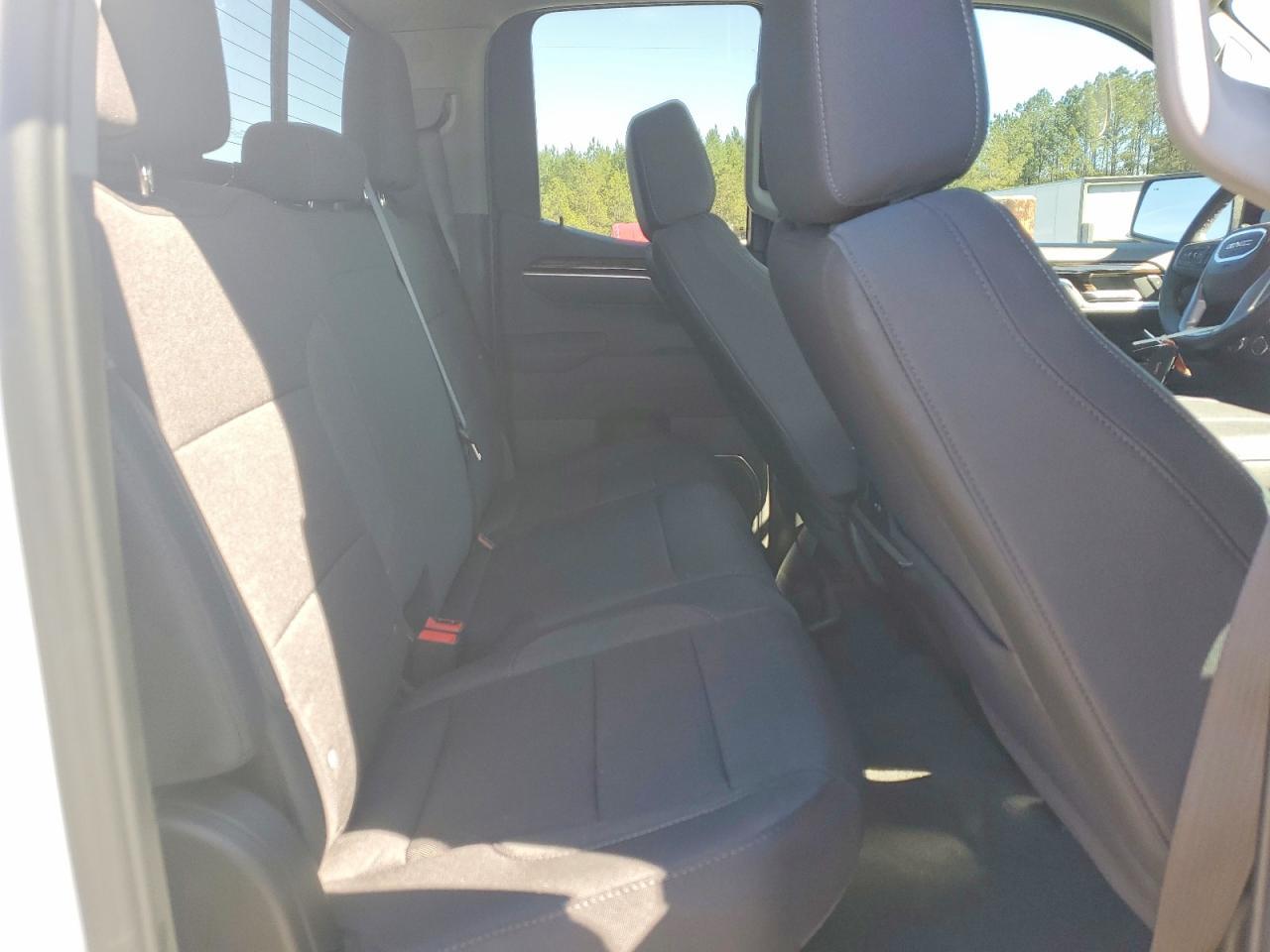 2026 GMC Sierra K1500 Elevation