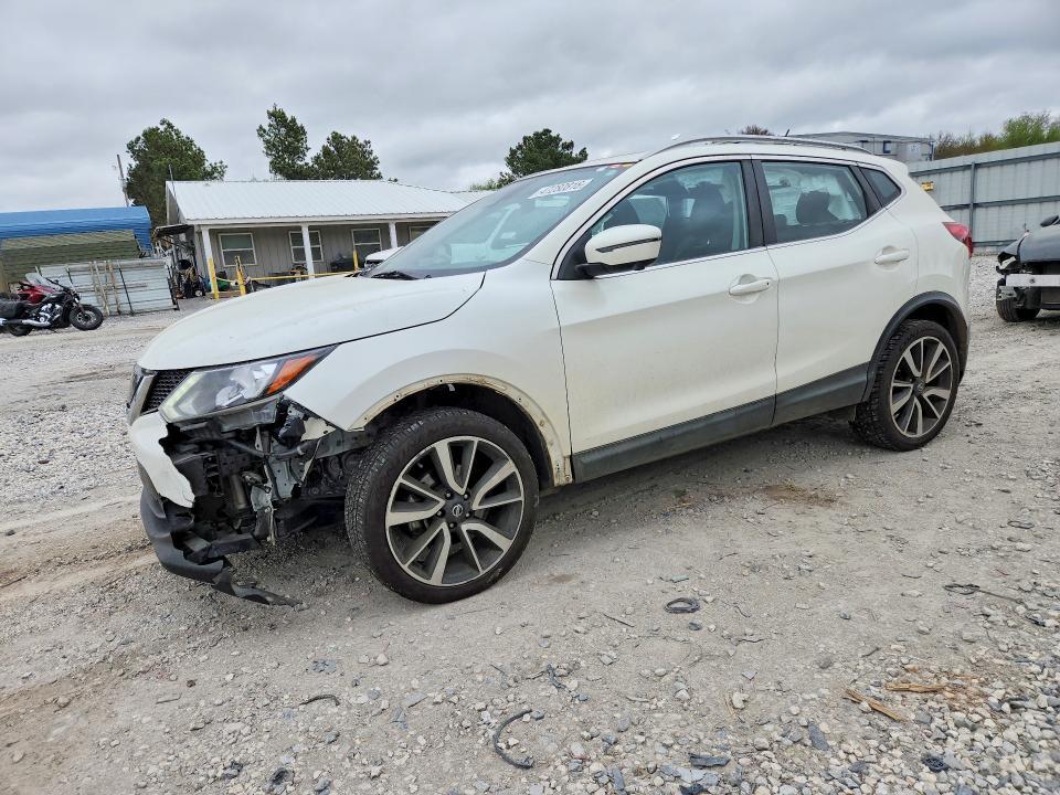 2017 Nissan Rogue Sport sl
