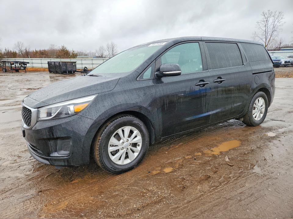 2017 KIA Sedona lx