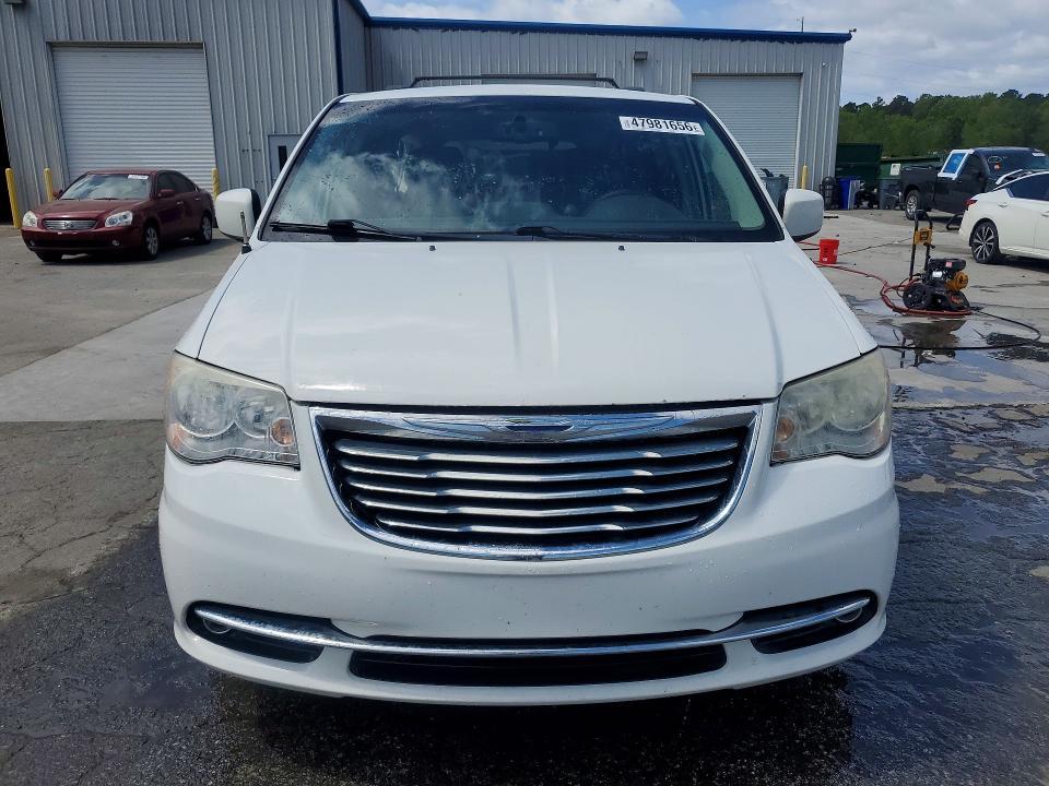 2013 Chrysler Town & Country Touring