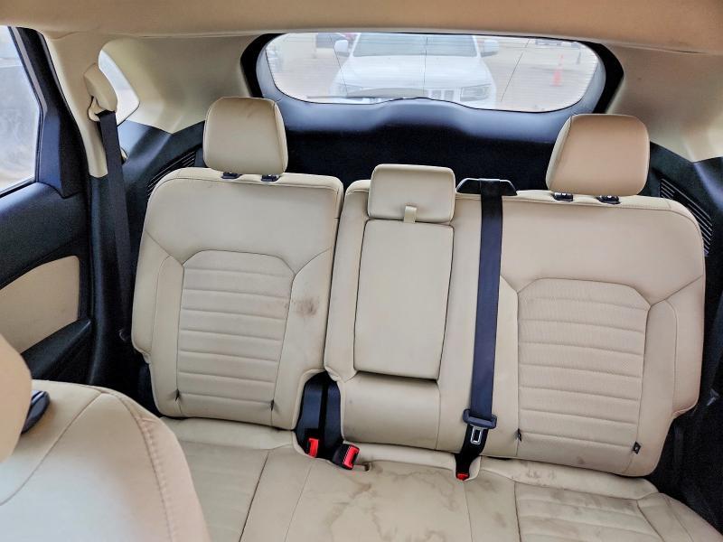 2019 Ford Edge se