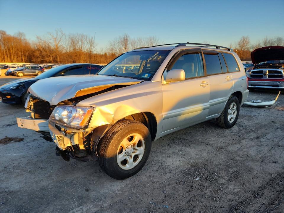 2001 Toyota Highlander Base