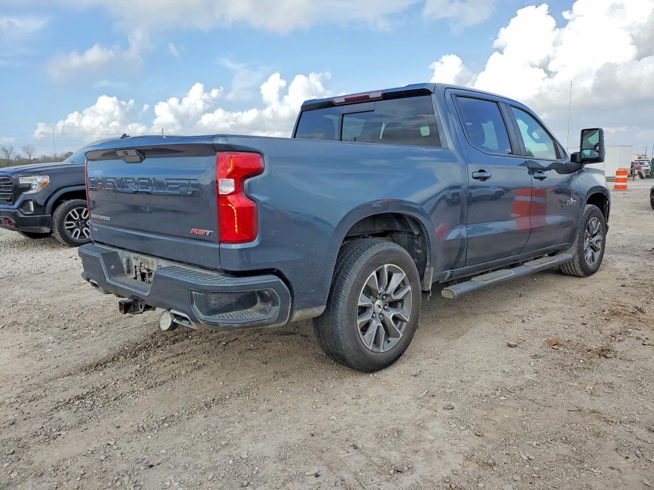 2021 Chevrolet Silverado K1500 RST