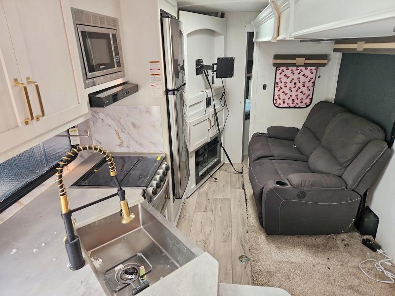 2022 Astoria 2022 Keystone Astoria Camper