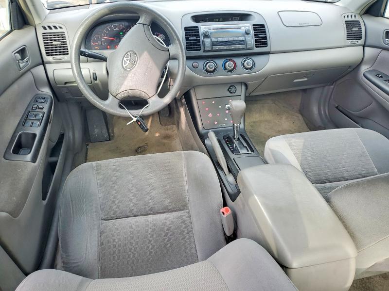 2006 Toyota Camry le