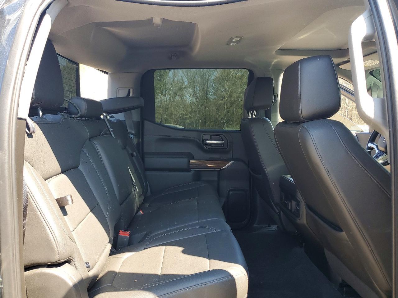 2021 Chevrolet Silverado K1500 RST