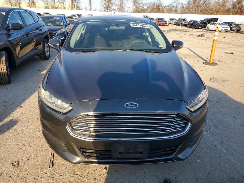 2015 Ford Fusion se