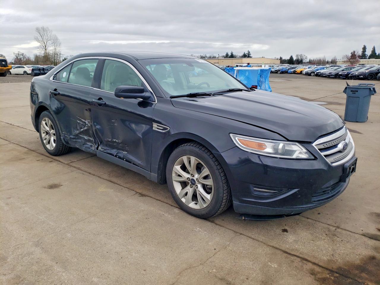2010 Ford Taurus sel