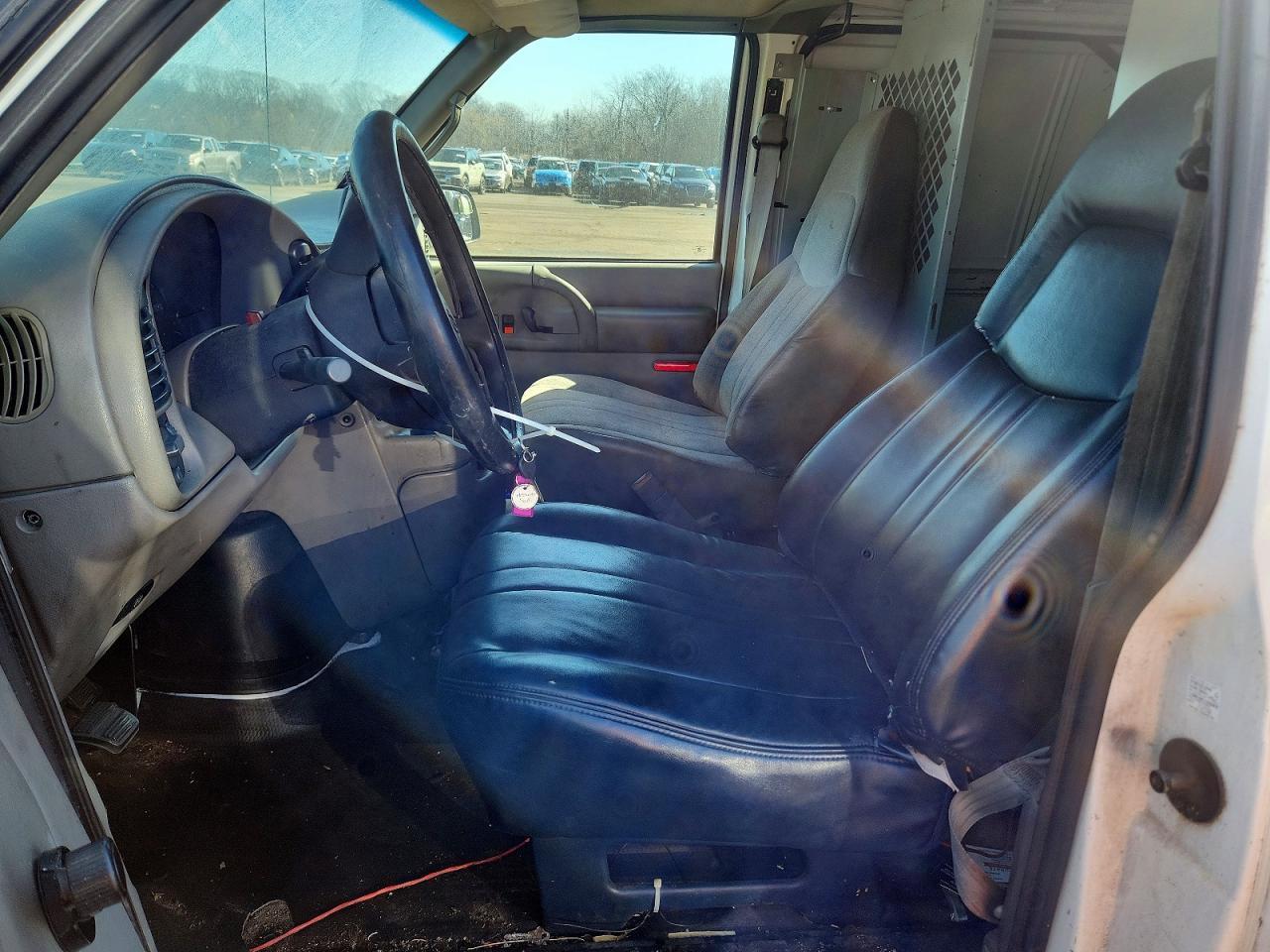 2002 Chevrolet Astro
