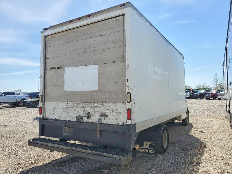 2013 Chevrolet Express BOX Truck