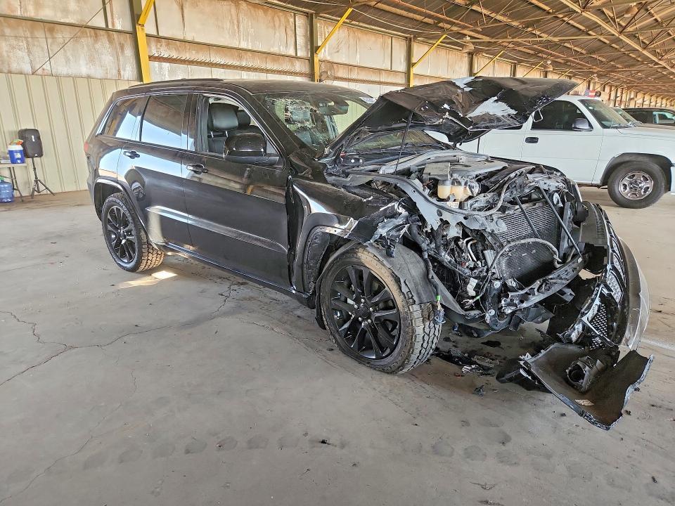 2020 Jeep Grand Cherokee Laredo