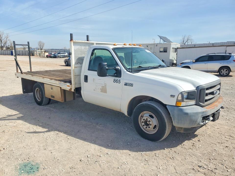 2002 Ford F350 Super Duty Flatbed Truck