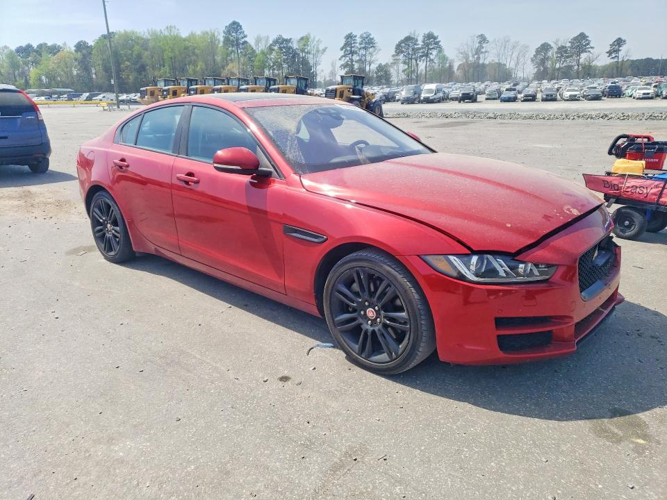 2017 Jaguar Xe Prestige