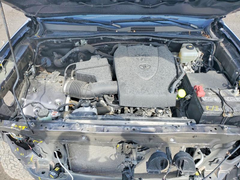 2022 Toyota Tacoma sr V6