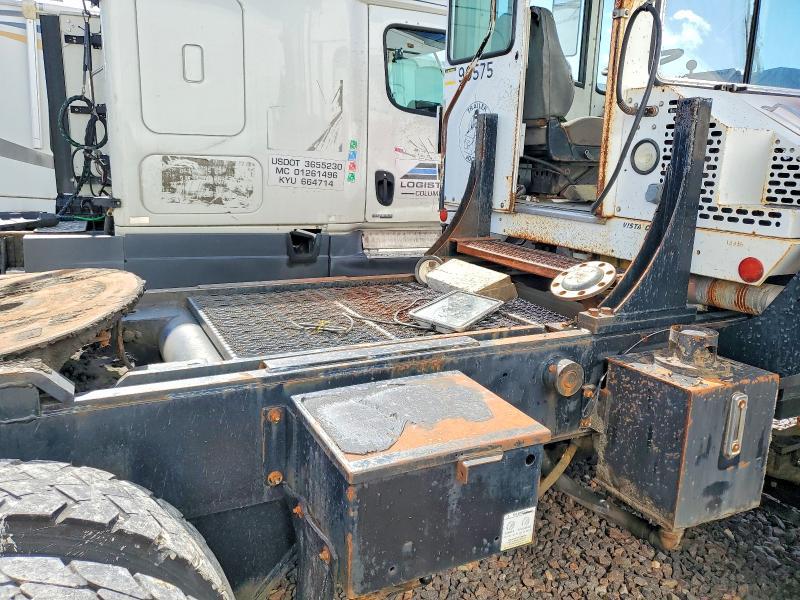 2003 Capacity Of Texas TJ5000-Yard Truck