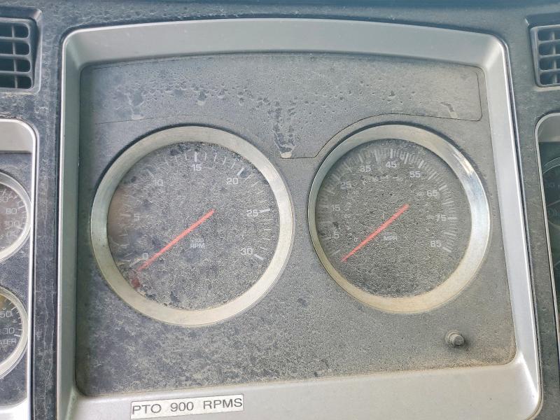 2008 Kenworth T880 Semi Truck