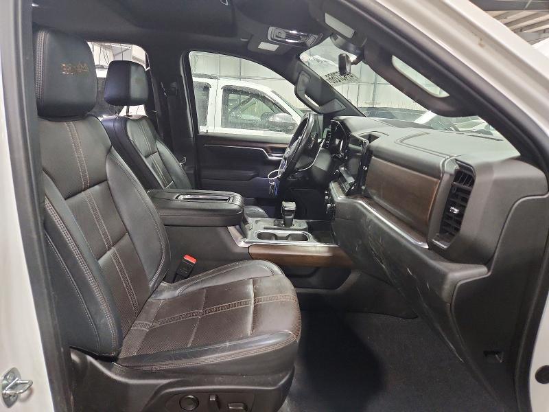 2022 Chevrolet Silverado K1500 High Country
