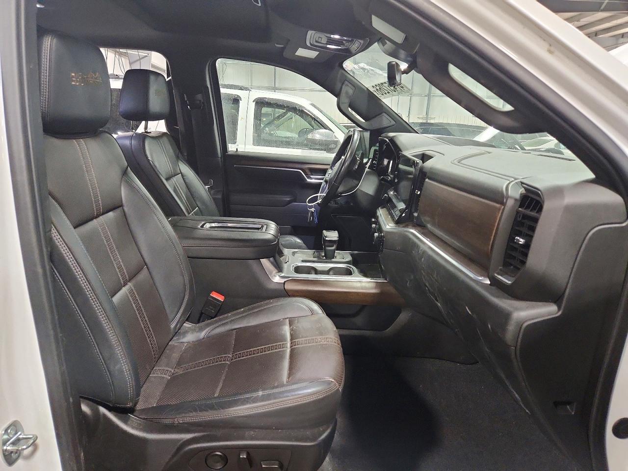 2022 Chevrolet Silverado K1500 High Country