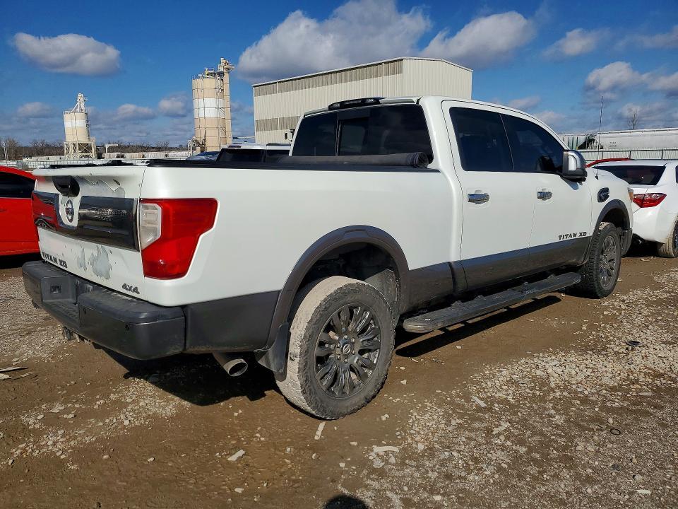 2017 Nissan Titan XD Platinum Reserve