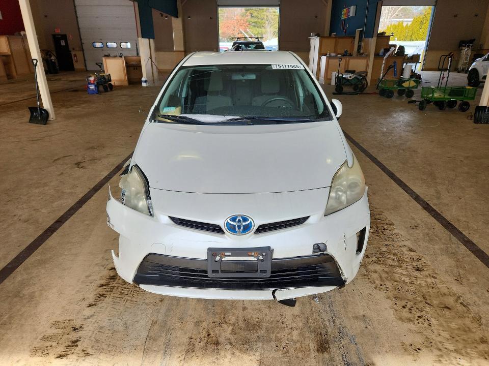 2013 Toyota Prius Three