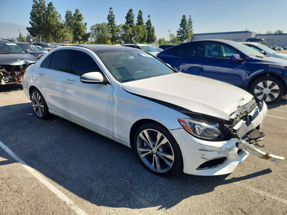 2016 Mercedes-Benz C300