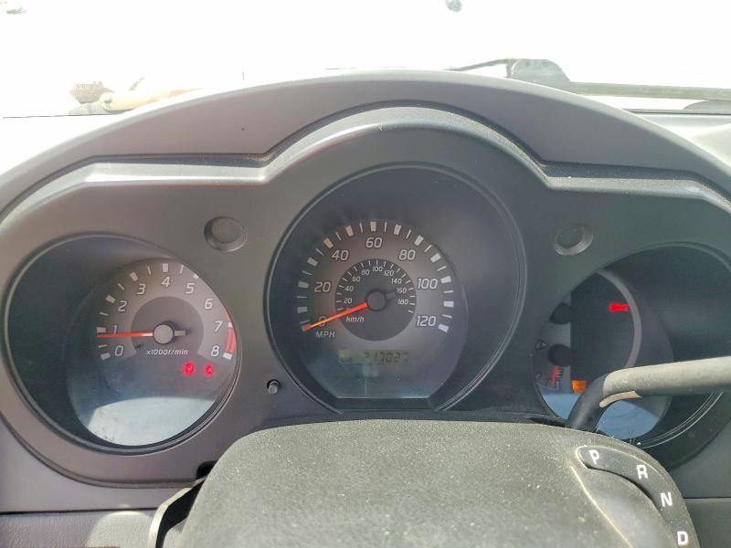 2003 Nissan Frontier Standard