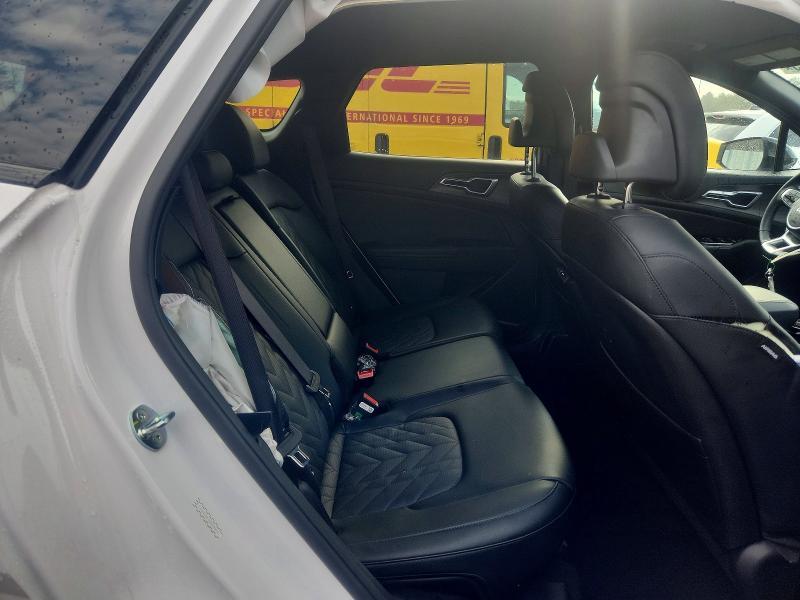 2025 KIA Sportage X-line