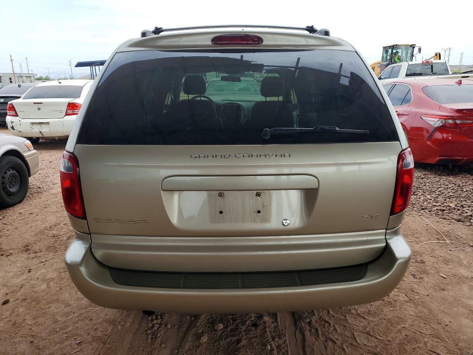 2005 Dodge Grand Caravan sxt