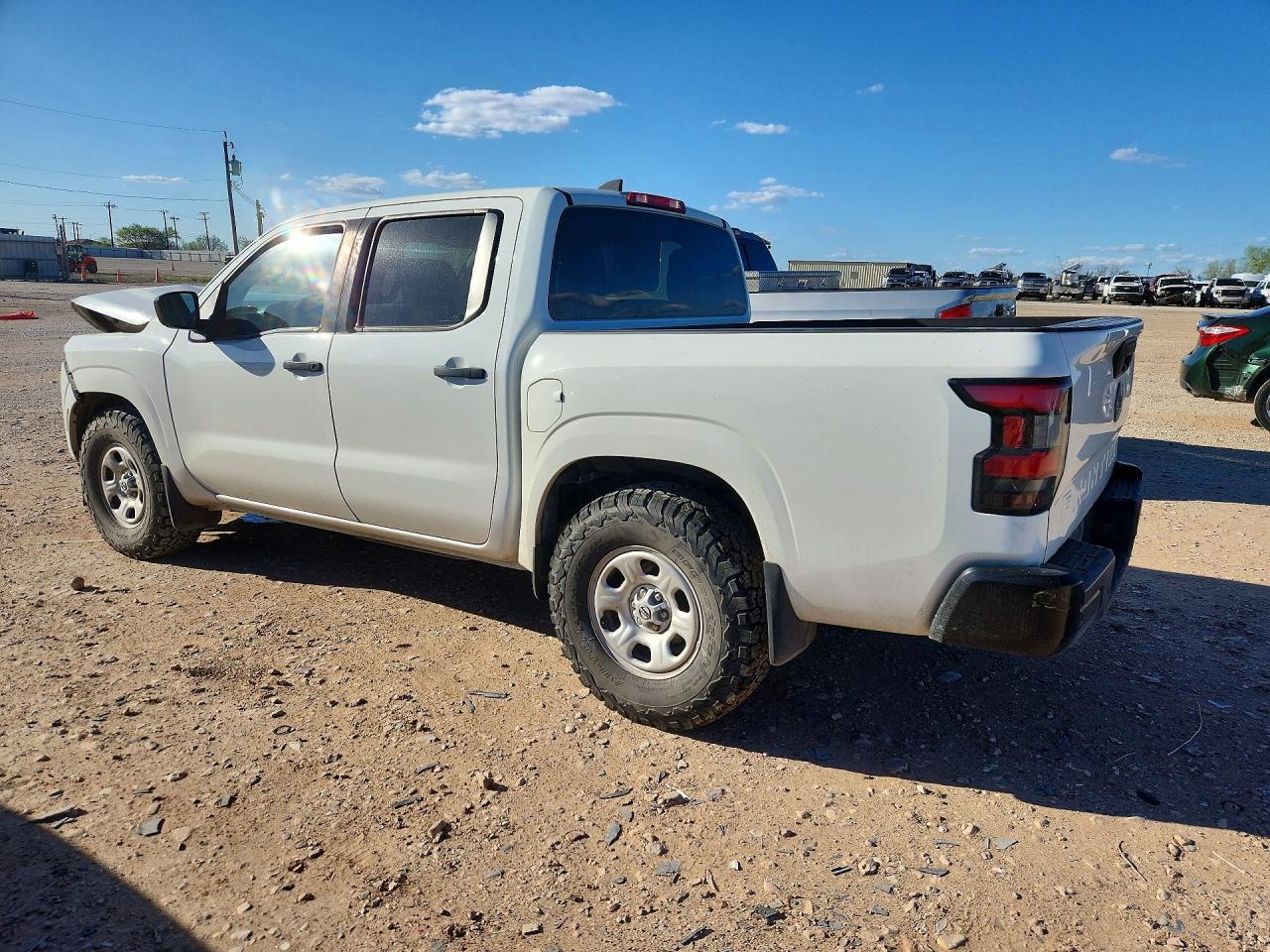 2022 Nissan Frontier S