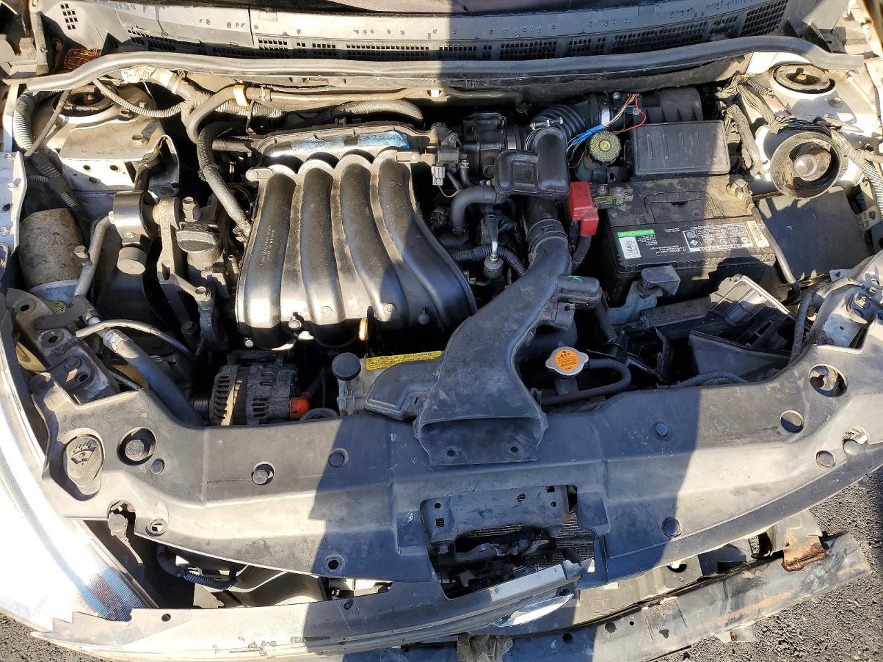 2012 Nissan Versa 1.8 s