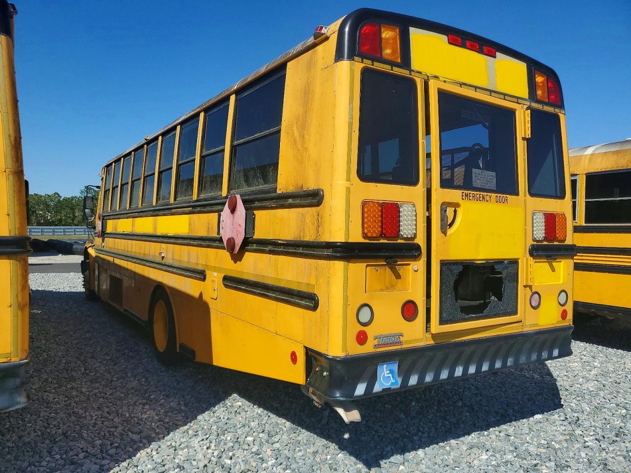 2010 Freightliner 2010 Thomas SAF-T-LINER C2-School Bus