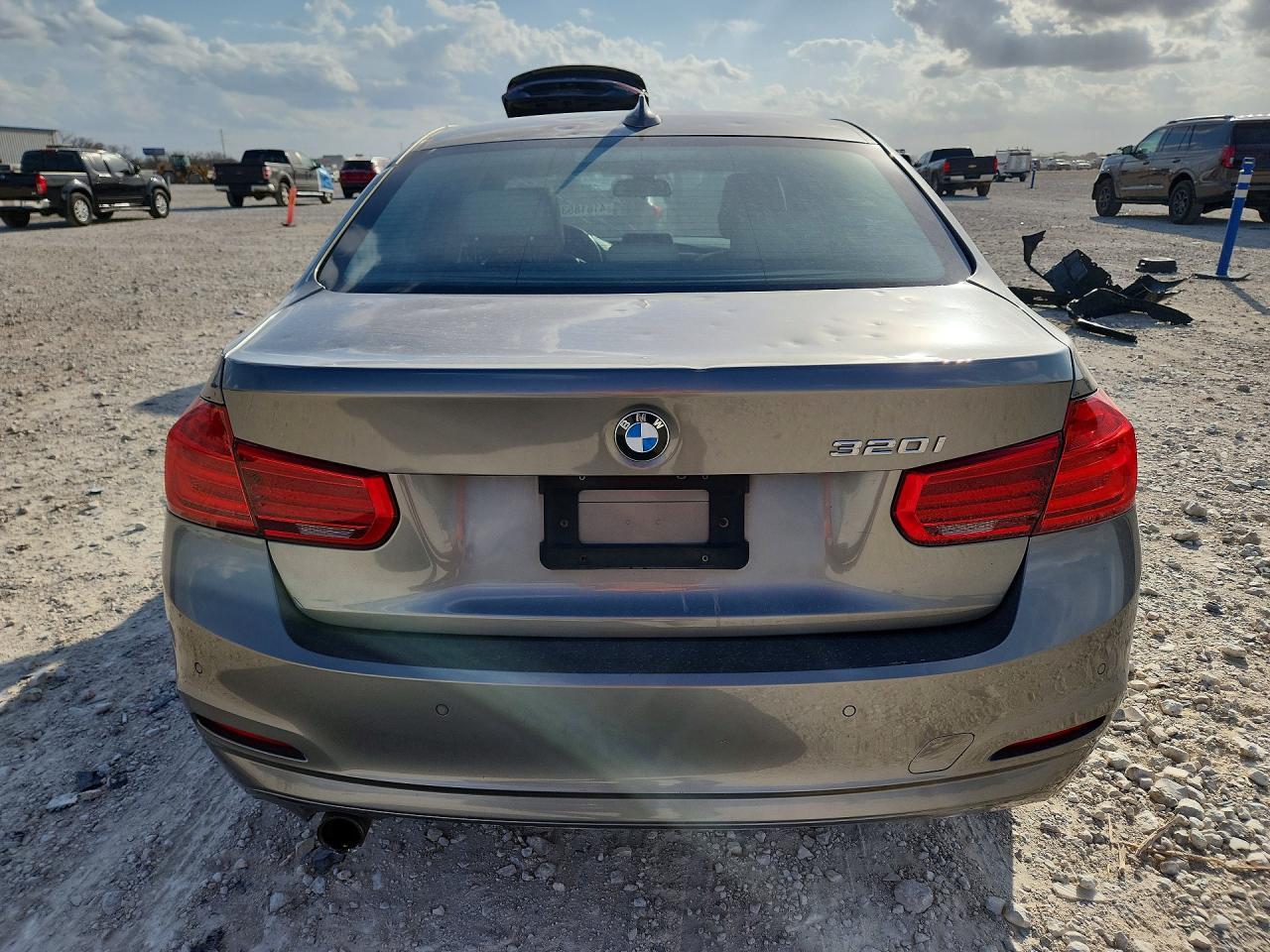 2017 BMW 320 i