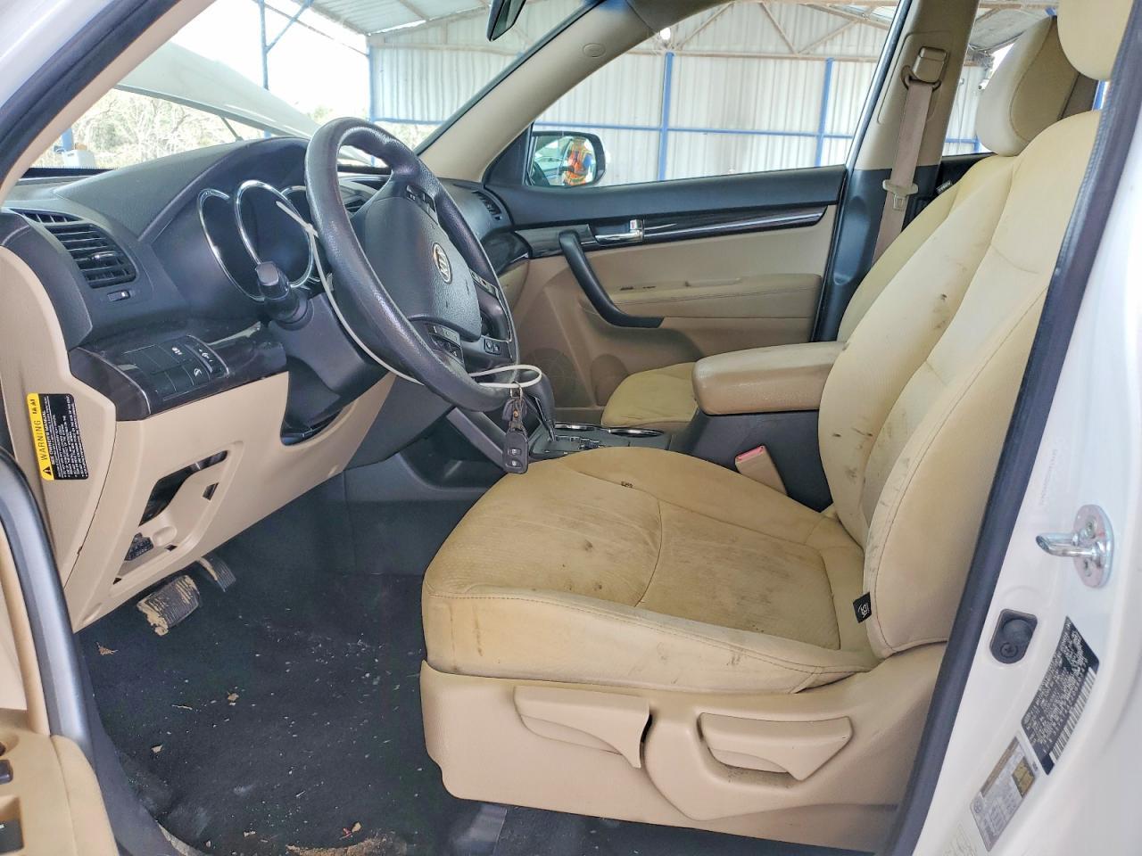 2013 KIA Sorento lx
